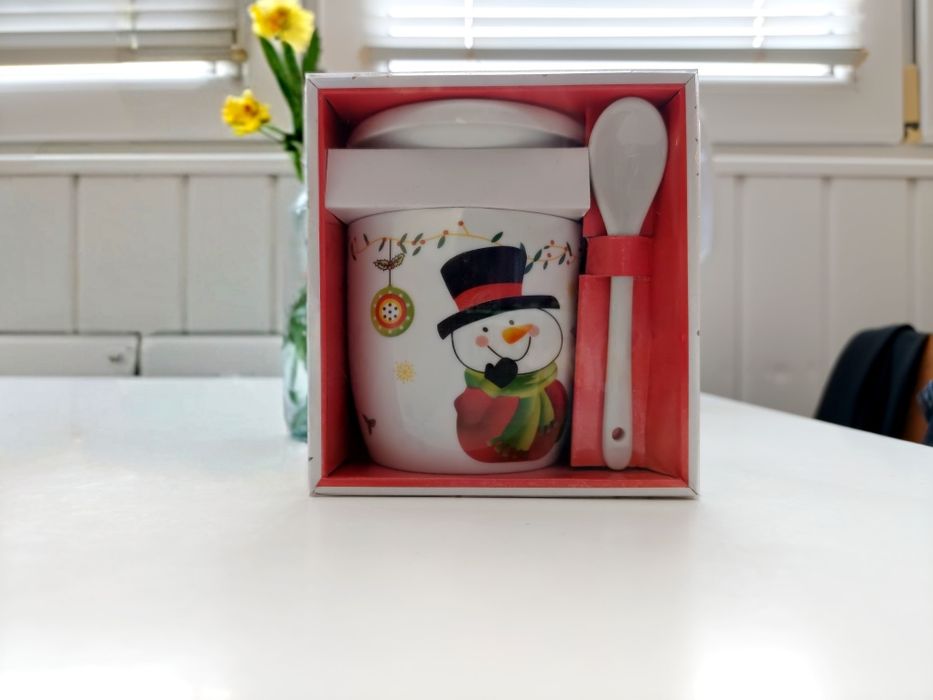 Коледни чаши комплект,неотваряни