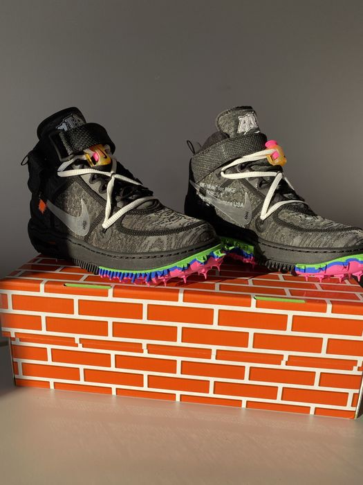 Off-White x Nike Air Force 1 Mid "Black"