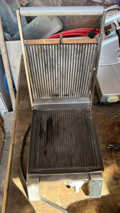 Продам технику профессиональную для кухни