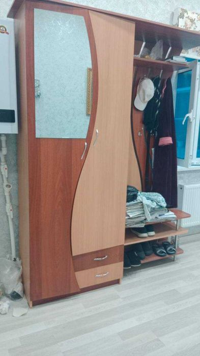 Мехмонхона учун мебел сотилади