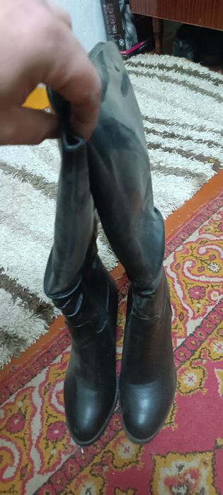 Продам женские сапожки