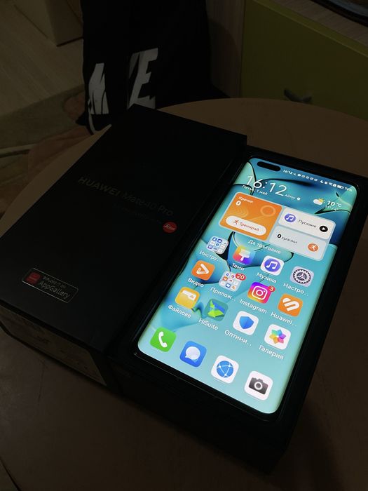 Huawei Mate 40 Pro 256GB – Mystic Silver – Безупречно състояние