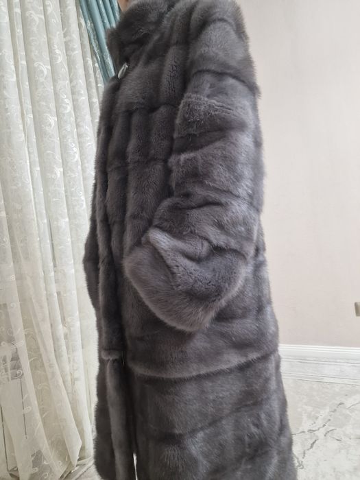 Норковый шуба красивый