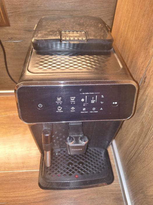 Кафеавтомат Philips EP2220/10, 15 bar, 1500 W, Система за разпенване н