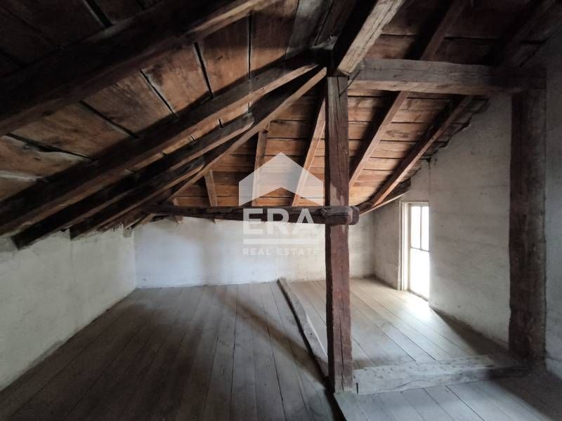 Буржоазна къща в кв., Училищни,