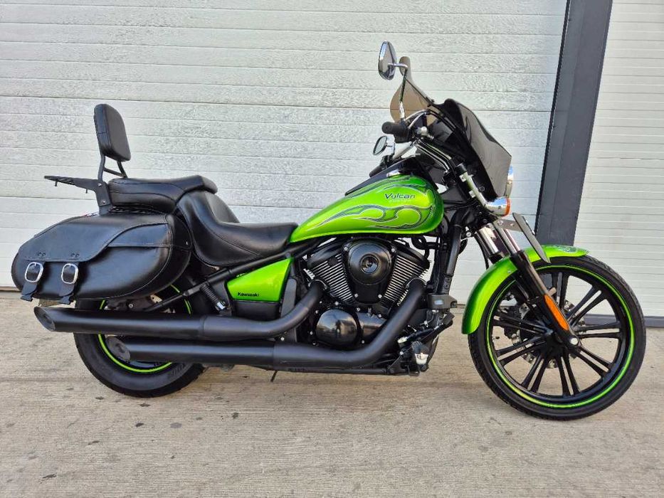 Motocicleta Kawasaki Vulcan VN900 Custom 2014 (cruiser/chopper)