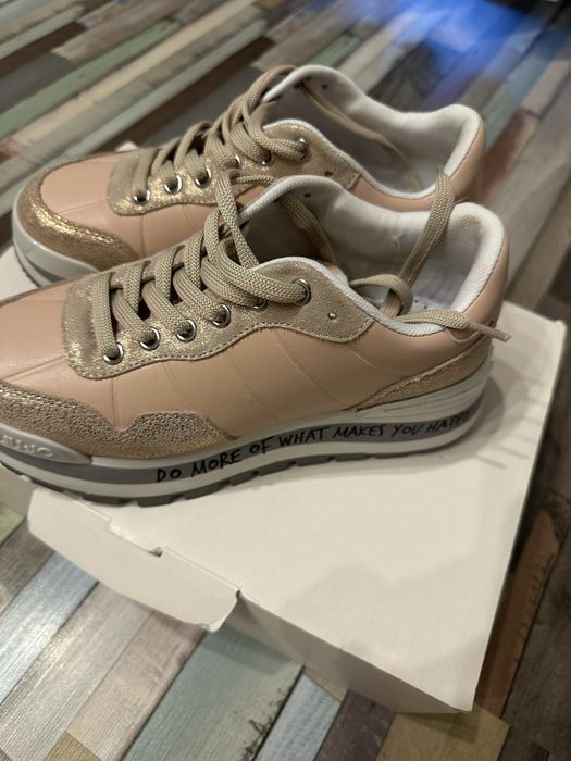 Обувки liujo 36 бледо розово