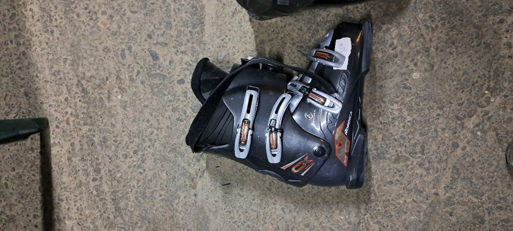 Clapari ski Salomon si Nordica