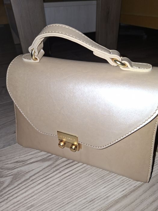 Чанта Laura Ashley златиста