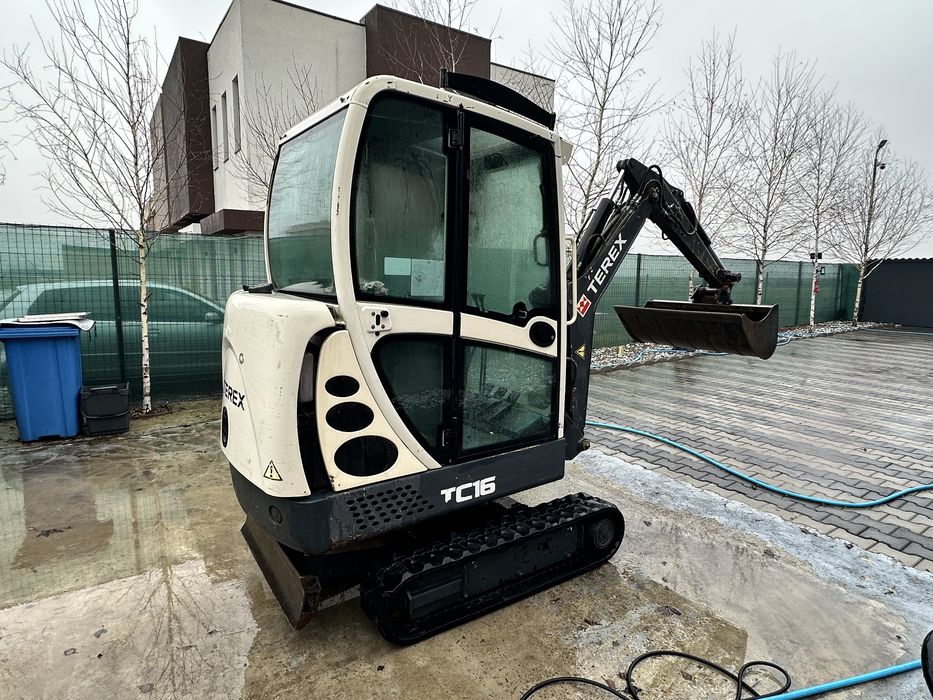 Miniexcavator terex mini excavator terex TL16 1820 kg 2011
