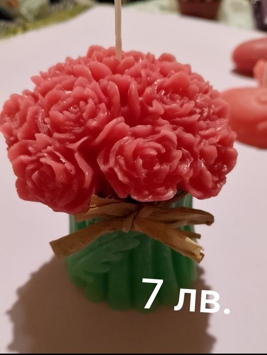 Ръчно изработени ароматни свещи за всеки повод!