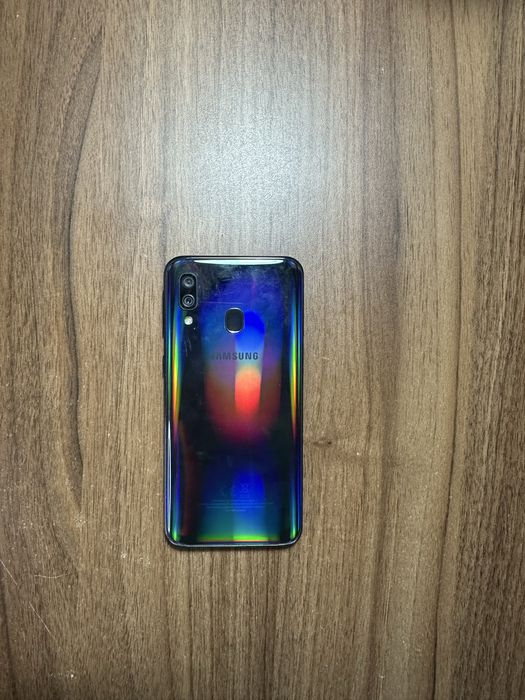 Samsung A40 impecabil