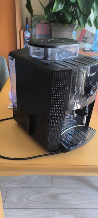Кафеавтомат Krups ESSENTIAL EA8108