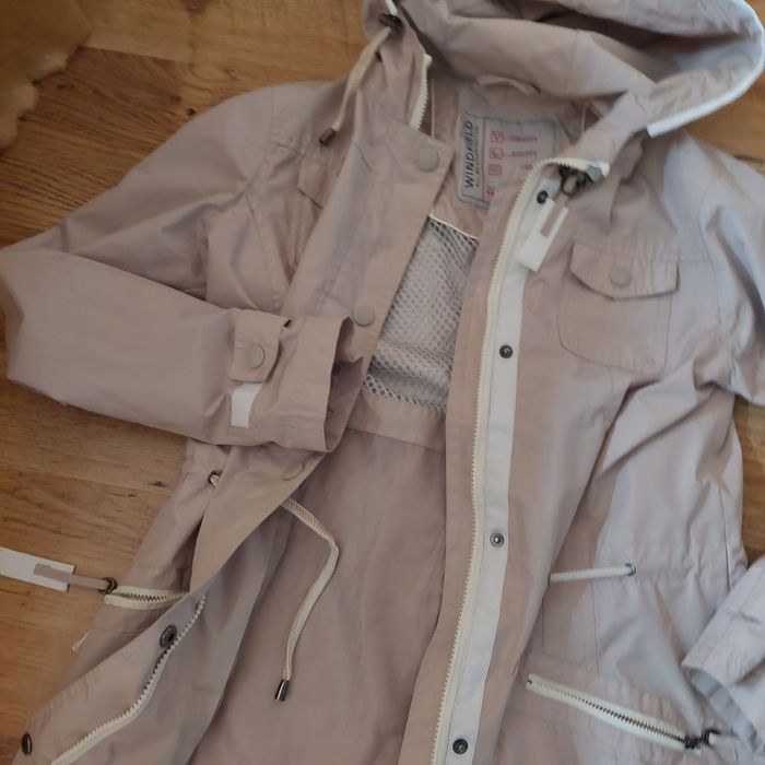 Дамско яке WINDFIELD