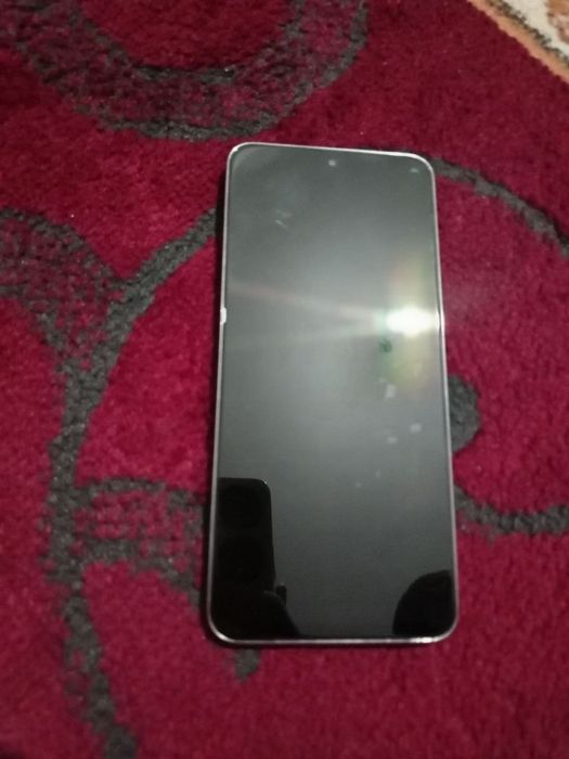 Honor x8 yangi karobka Dokumenti bor. Xolati ideal