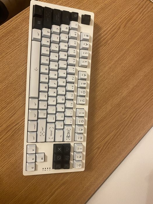 Tastatura Gaming Aqirys Aludra TKL, Gateron G Pro 2.0 Red, Alb