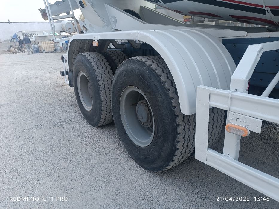 HOWO миксер сотилади