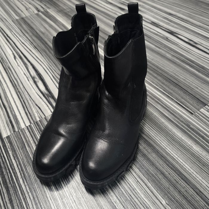 Vand ghete dama marime 37