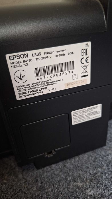 EPSON L805 sotiladi probeg 3515 ta dyuz 100%