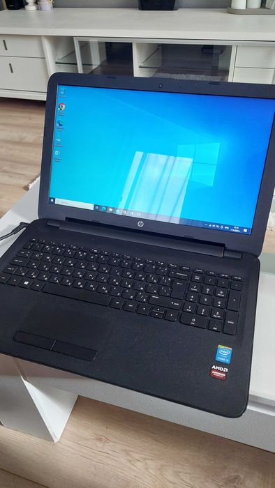 Лаптоп HP 15-ac107nu