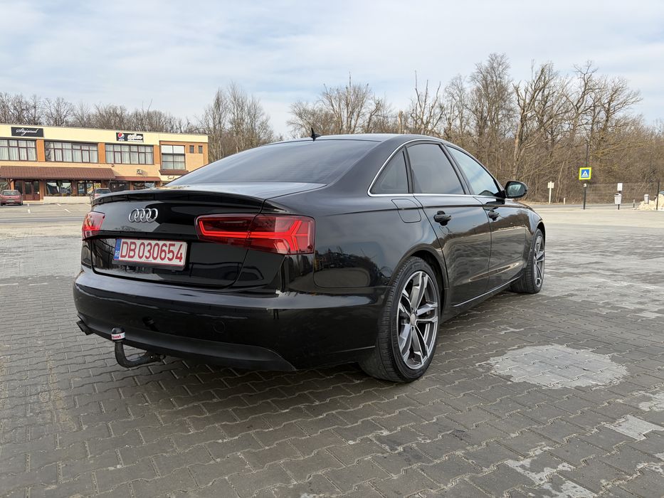 Audi A6 xenon/piele/2.0 tdi manual