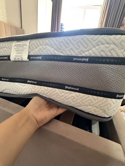 Кровать с ящиком+матрас