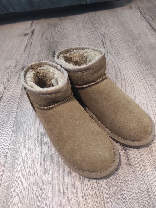 Vad Ugg marimea 37