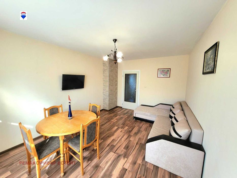 Дава се под наем Тристаен апартамент в Русе, Дружба 3 - 76 кв.м за 484.5 € - Снимка #4