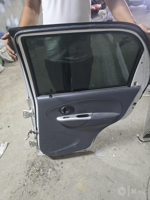 Matiz eshik oldi orqasi