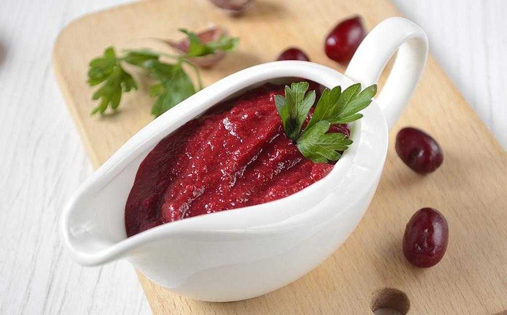 Продаём ягоду Кизил.