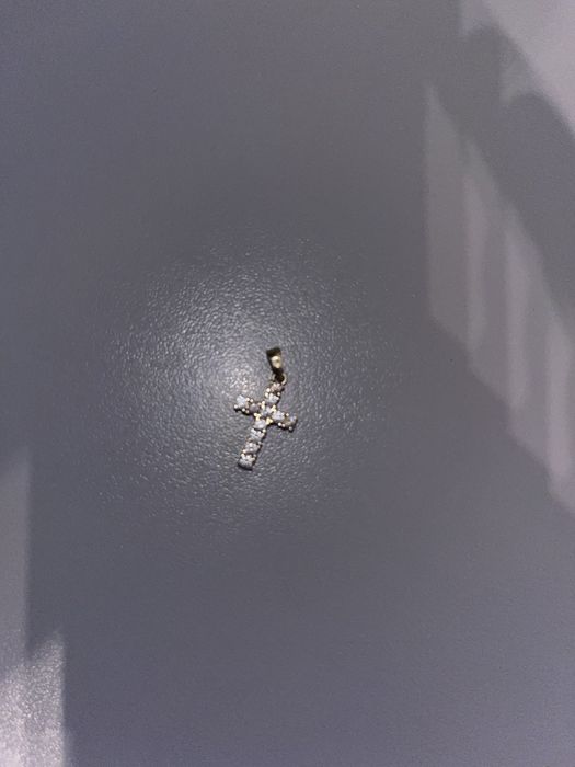 Pandativ tip cruce aur 14 k cu pietre semiprețioase