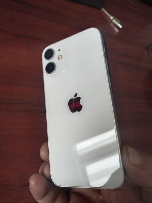 Iphone 11 на запчасти