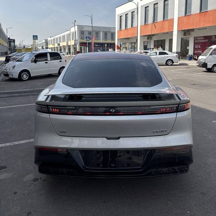 Dongfeng ЕП 007 Электр 550km 2024