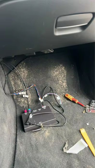 Montaj Profesional Carplay, Module si camere marsarier.