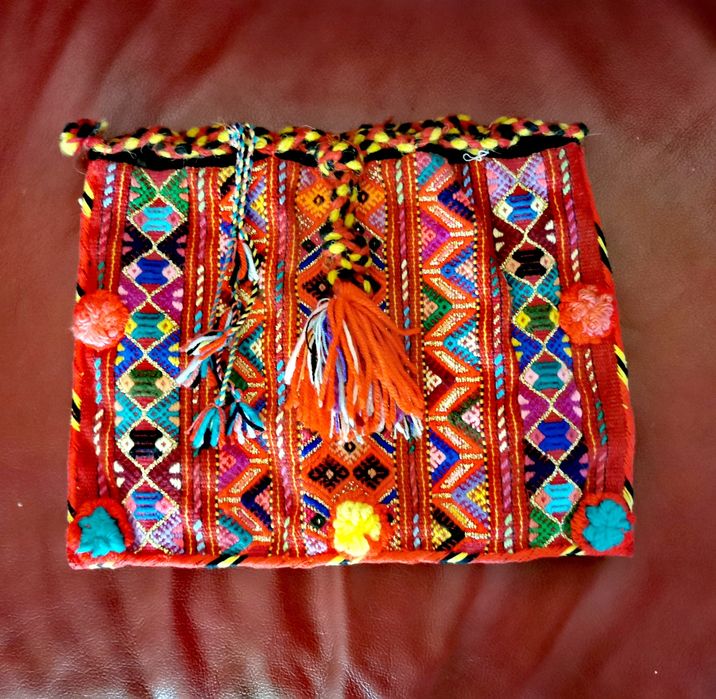 Автентична ръчно тъкана вълнена раница