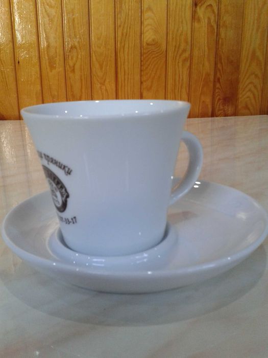 Подарочный набор чашечка с блюдцем. Россия.