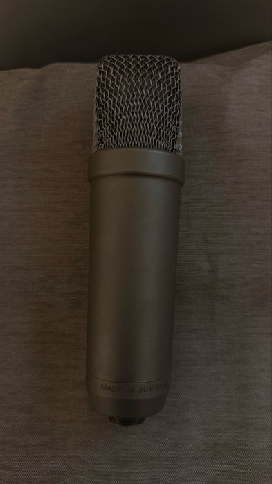 Microfon Studio RODE NT1-A + Micscreen