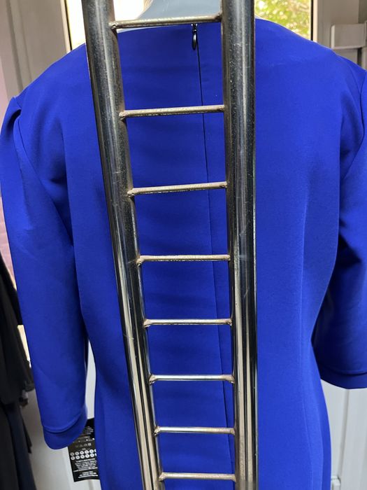 Rochie ocazie model deosebit marimea 44-46 nou