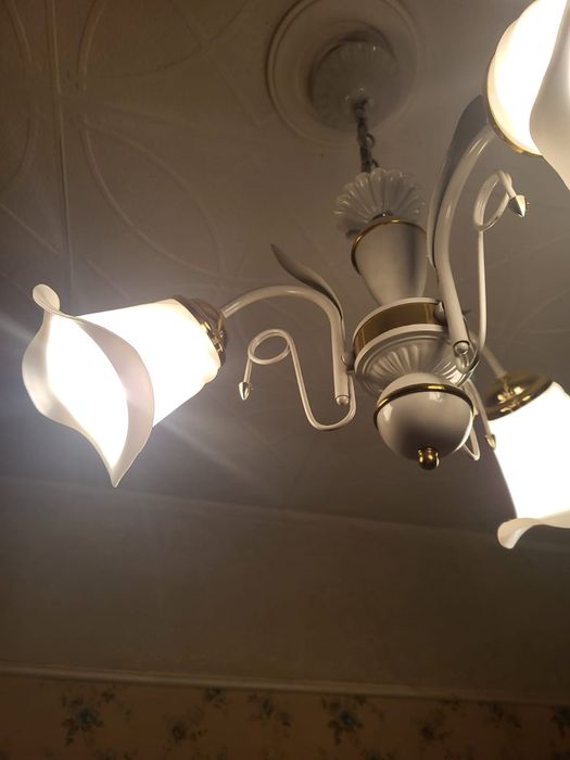 Люстра для спальни