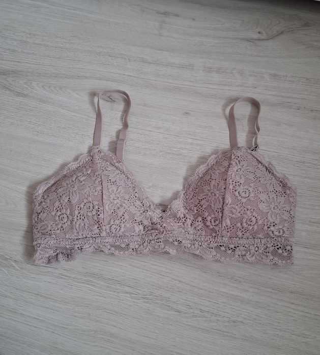 розово-лилав дантелен сутиен / бюстие House