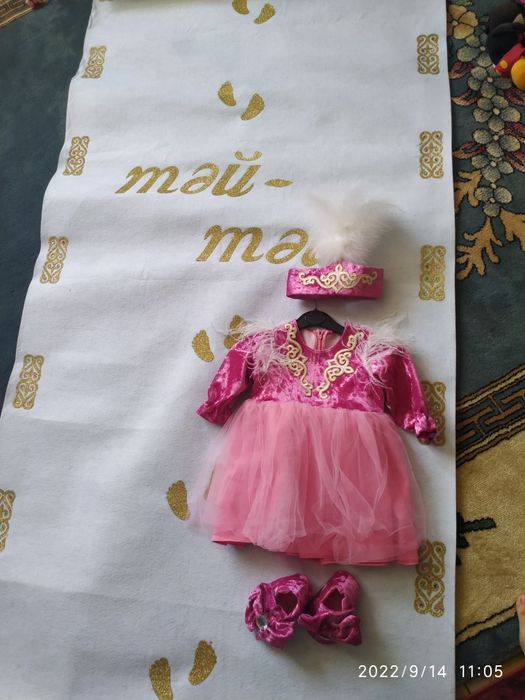 Дорожка тай тай и платье