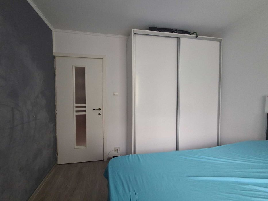 Inchiriez apartament 2 camere decomandat 49 mp utili