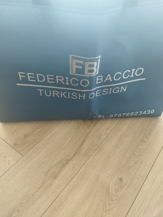 Продам обувь оригинал мужские