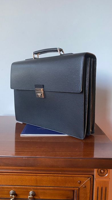 Портфель фирмы DUPONT ( оригинал)