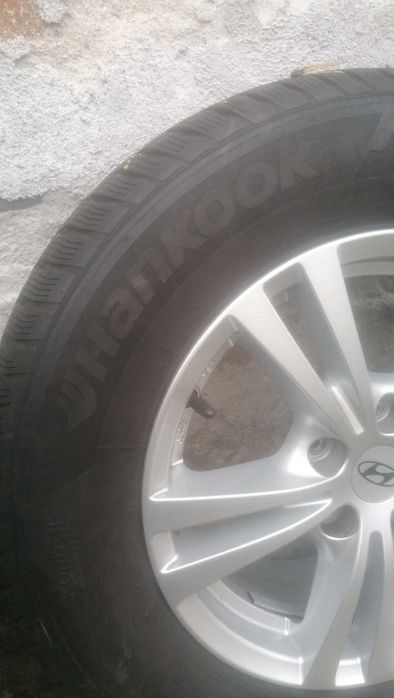 Зимни гуми с джанти 16 цола за  Hyundai  Tucson