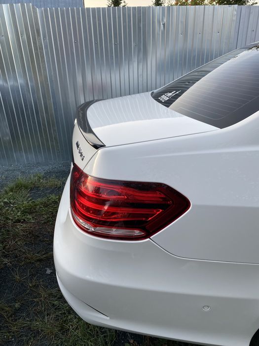 Лип спойлер за багажника Мерцедес W212 / Mercedes W212 Lip Spoiler