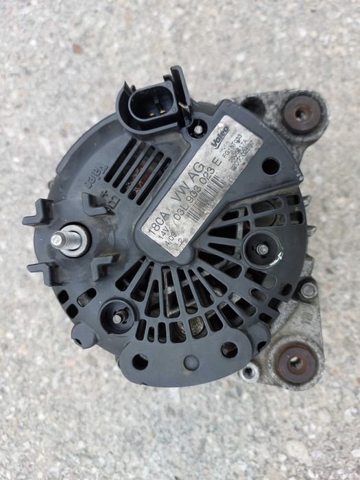 Alternator Volkswagen-defect + injector Peugeot ok