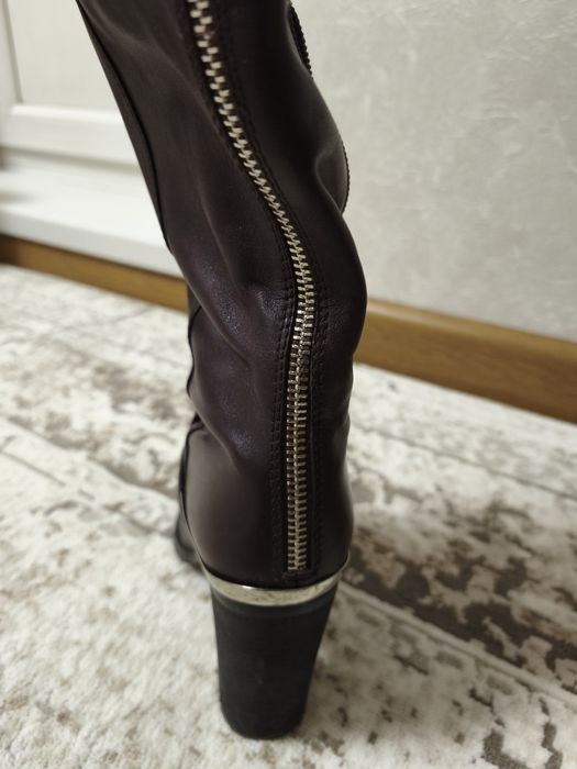 Продам сапоги осеннг, б/у.Кожа.