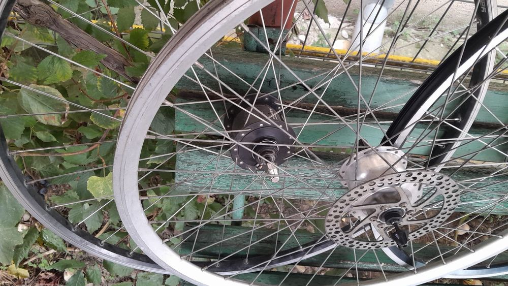 Set roti bicicleta cu dinam incorporat 24,26,28 inchi, qr, disc frana