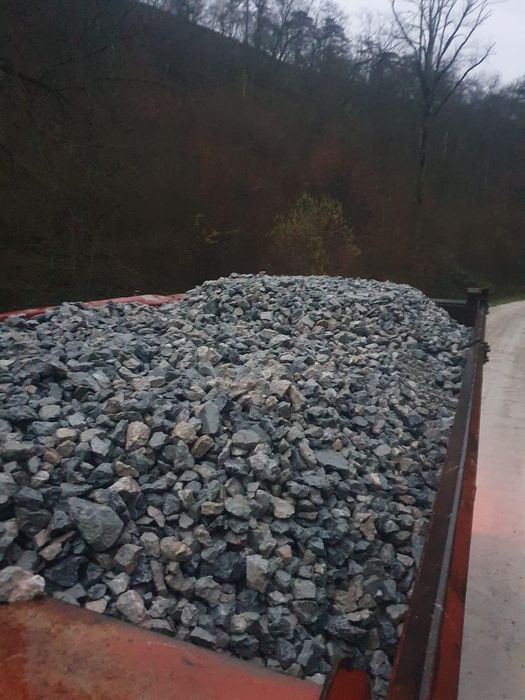 Nisip , sort , balast , închirieri autobasculante